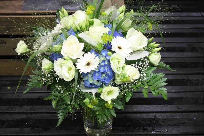 BOUQUET ETE blanc et bleu