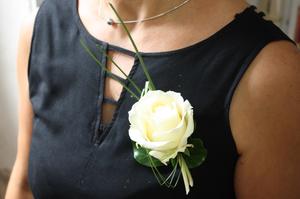 BOUTONNIERE TEMOIN